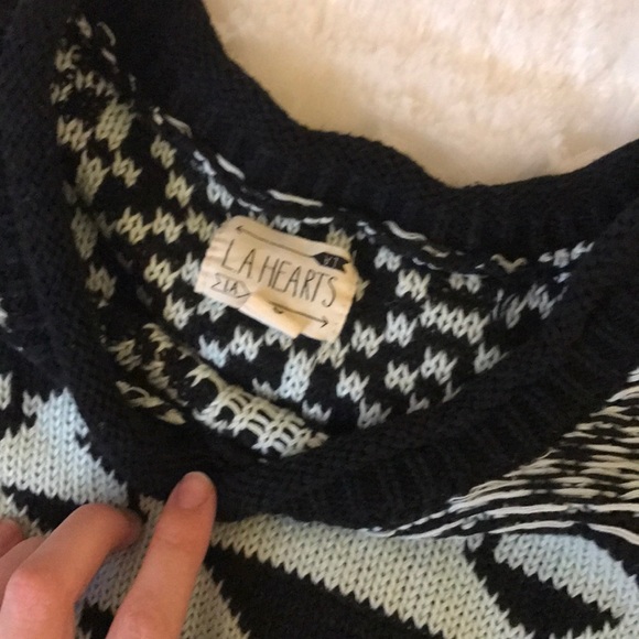 PacSun cropped sweater - Picture 2 of 4